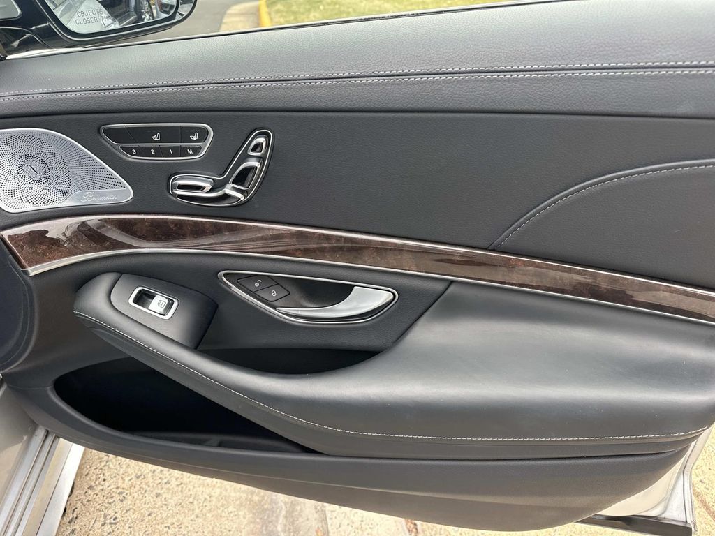 Thumbnail: 2020 Mercedes-Benz S-Class - 19