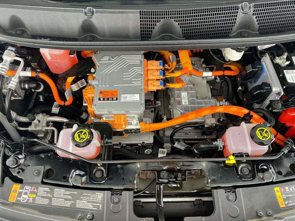 2023 Chevrolet Bolt EV 1LT 28