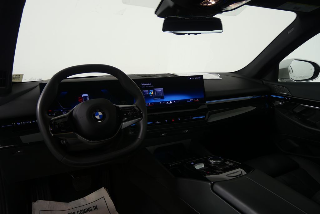 2024 BMW 5 Series 530i 16