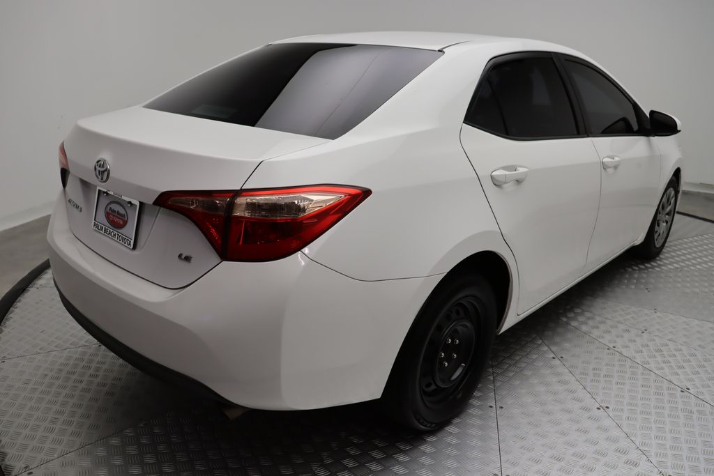 2018 Toyota Corolla LE 8