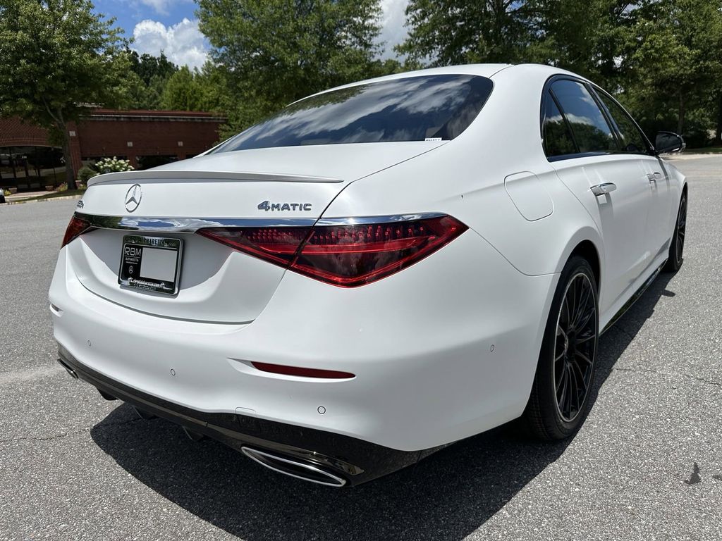 2024 Mercedes-Benz S-Class S 580e 8