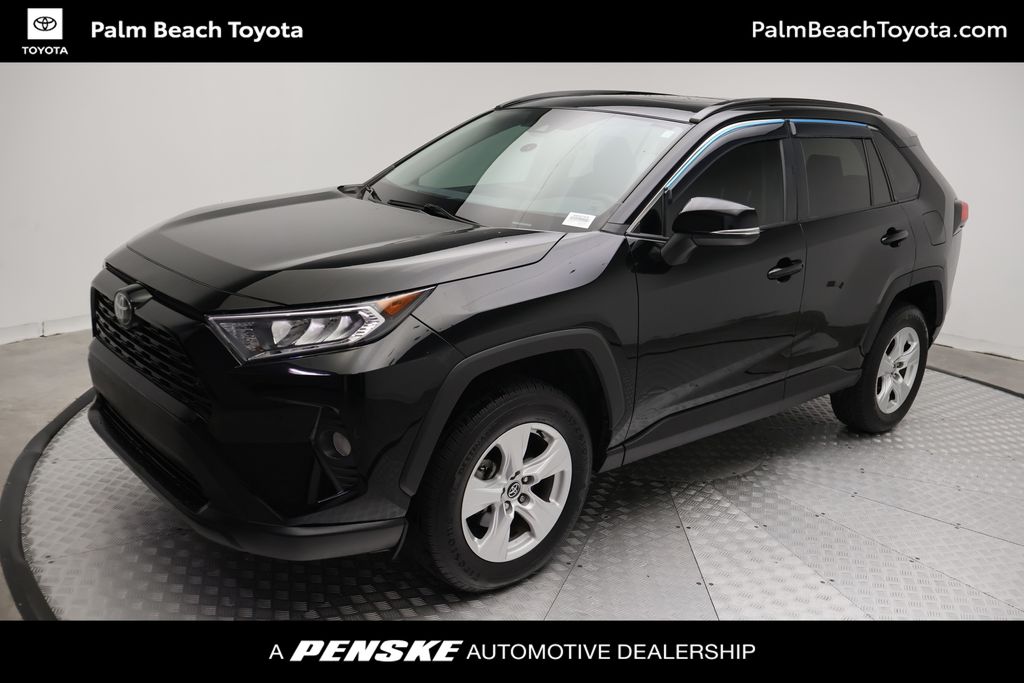 Thumbnail: 2020 Toyota RAV4 - 1