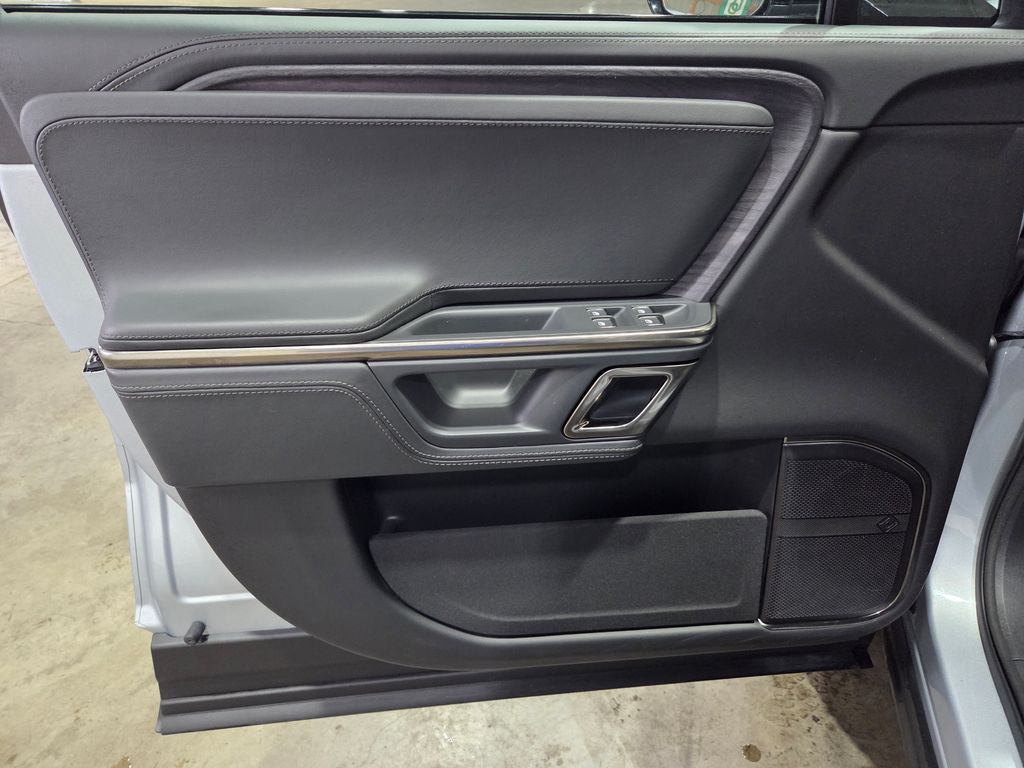 2024 Rivian R1S Adventure Dual Motor Max Pack