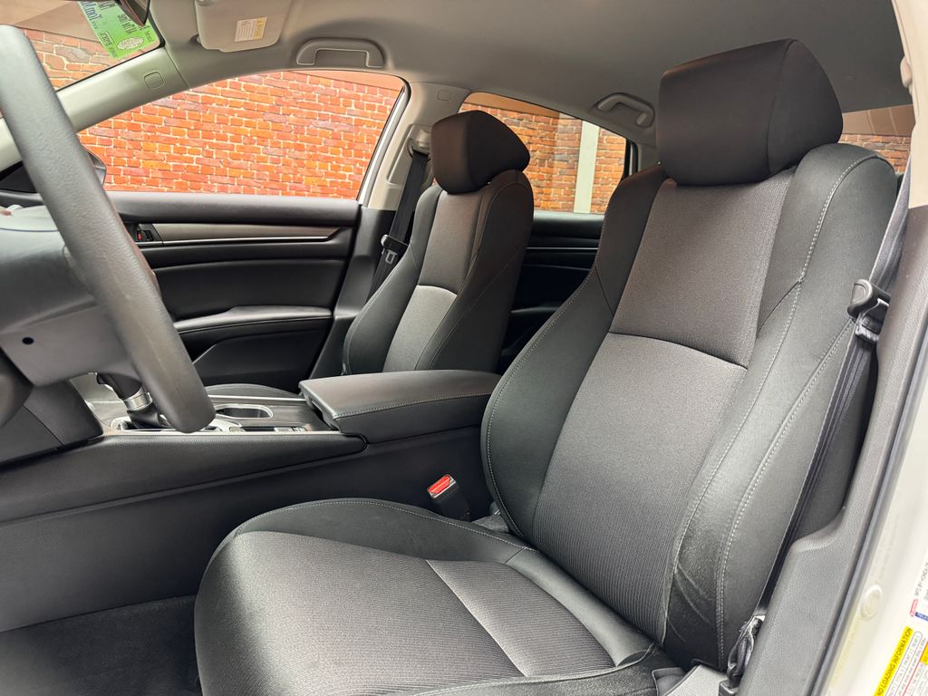 Used 2020 White Honda LX image 22