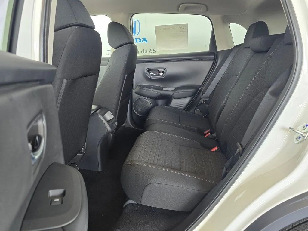 Thumbnail: 2027 Honda HR-V - 18