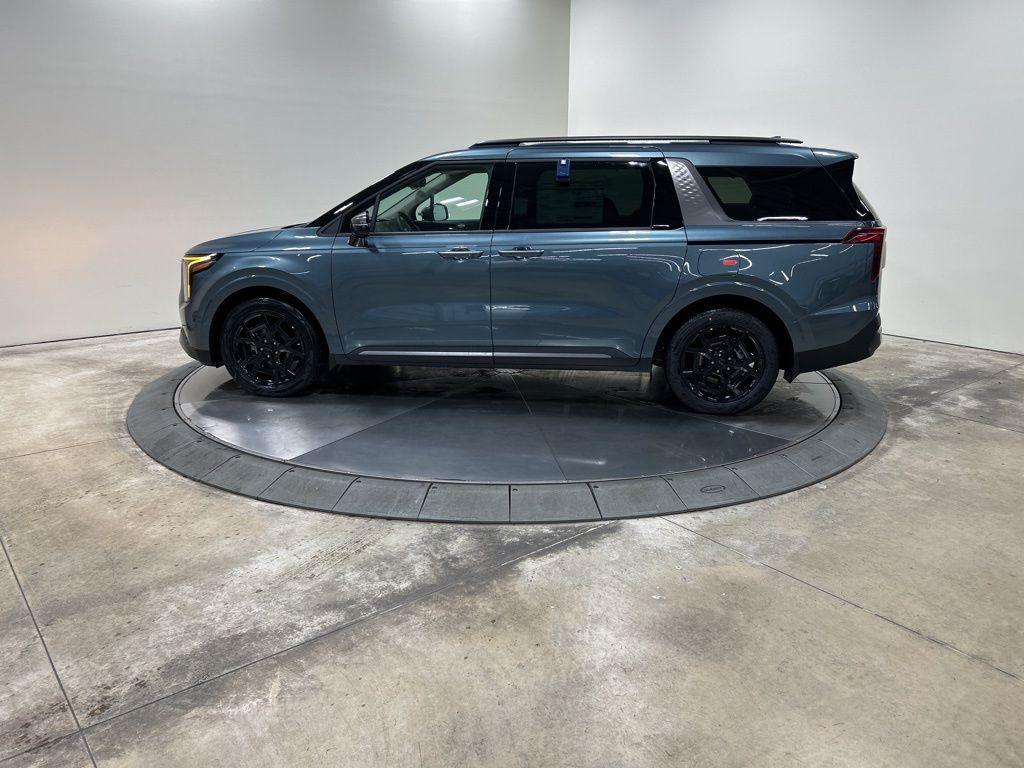 new 2026 Kia Carnival Hybrid car, priced at $53,025