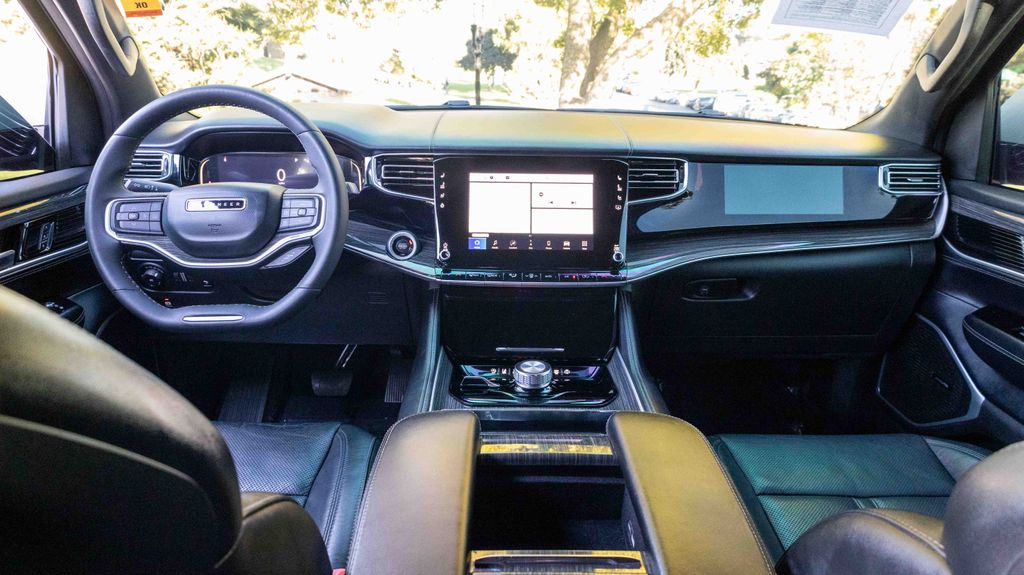 Used 2022 Jeep Wagoneer Series II 4D Sport Utility