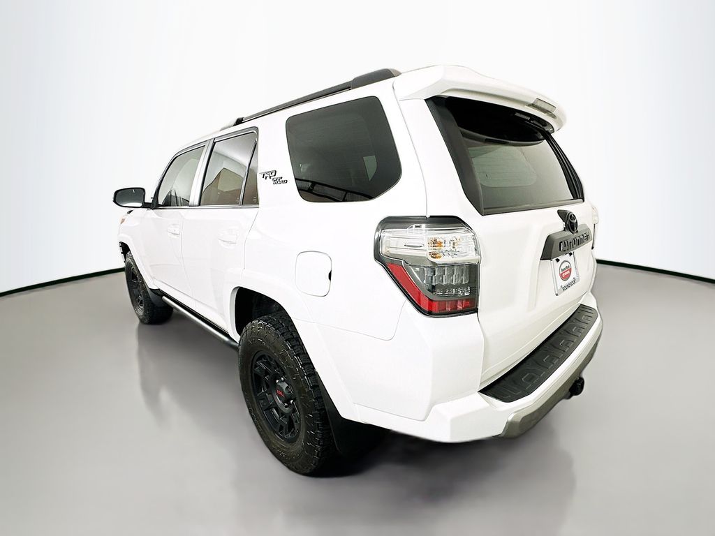 Thumbnail: 2023 Toyota 4Runner - 7