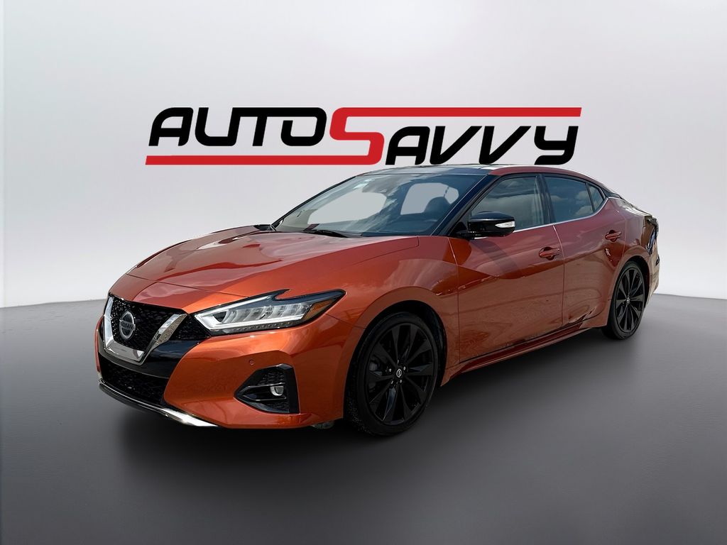 Used 2022 Orange Nissan SR image 3