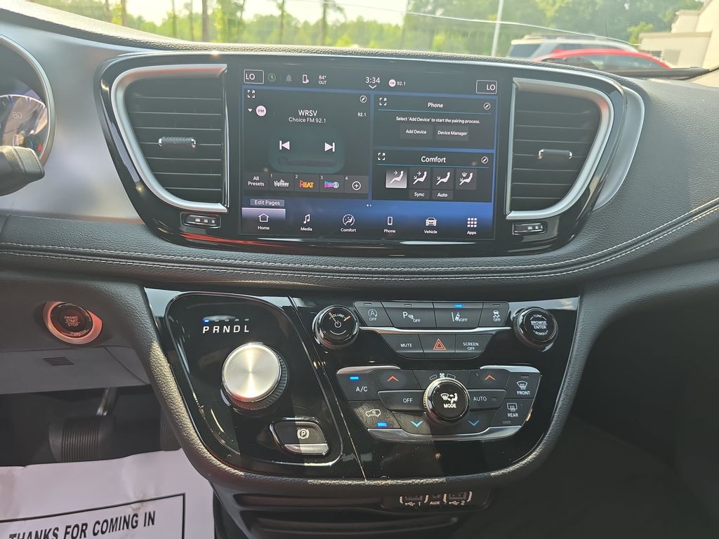 Used 2021 Chrysler Pacifica Van
