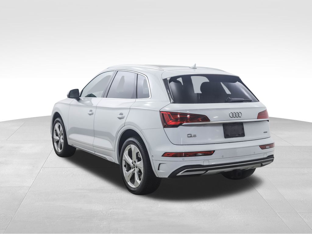 Thumbnail: 2021 Audi Q5 - 3