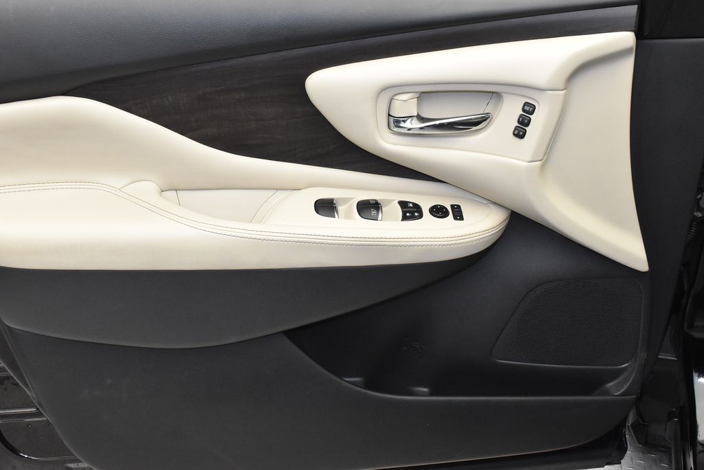 2023 Nissan Murano Platinum 11