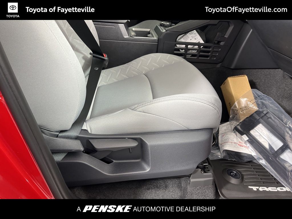 Thumbnail: 2025 Toyota Tacoma - 10