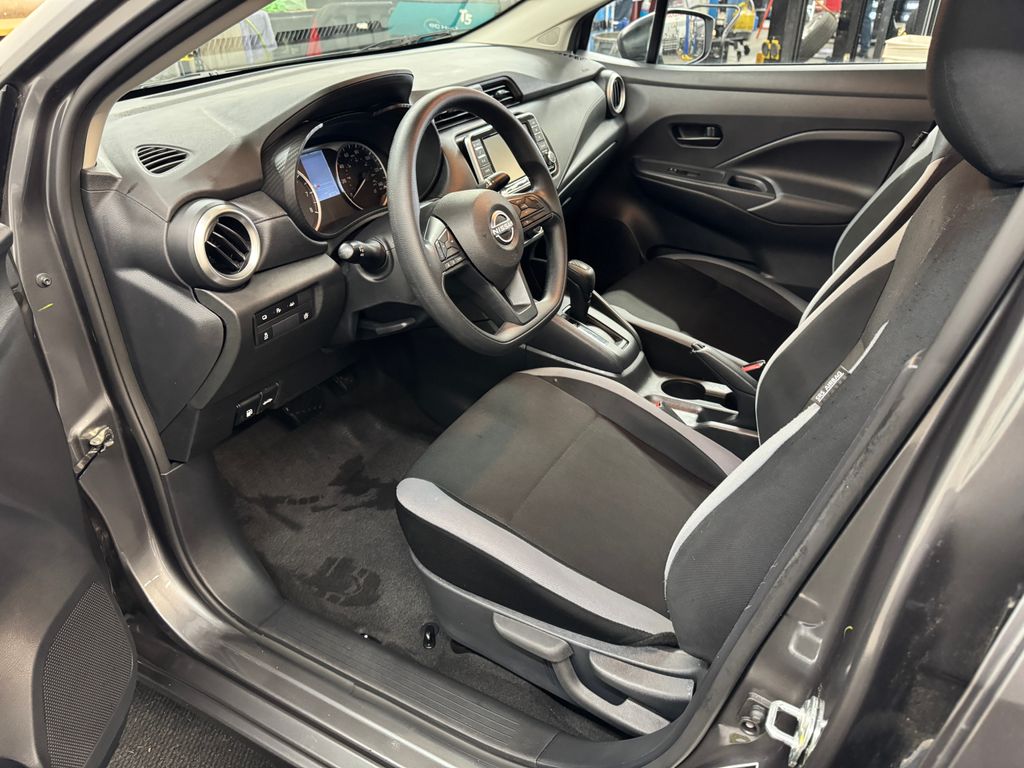 2025 Nissan Versa 1.6 S
