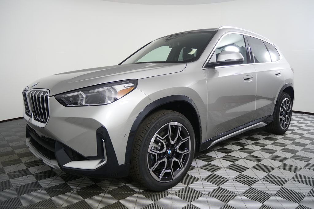Thumbnail: 2026 BMW X1 - 8