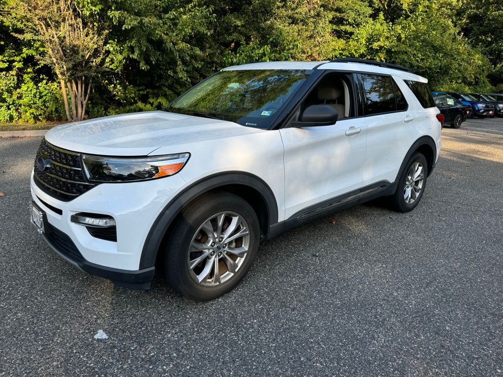 2020 Ford Explorer XLT 2