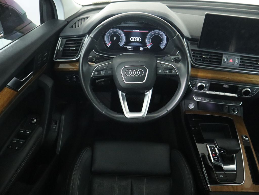 Thumbnail: 2022 Audi Q5 - 10