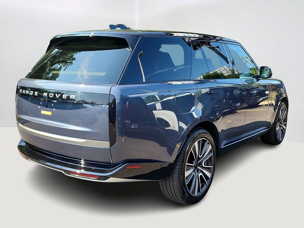 Thumbnail: 2026 Land Rover Range Rover - 4