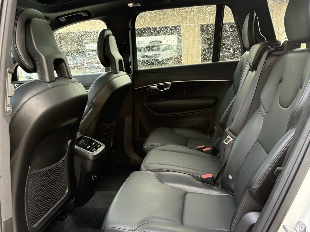 2020 Volvo XC90 T5 Momentum White at Ultimate Motorsports