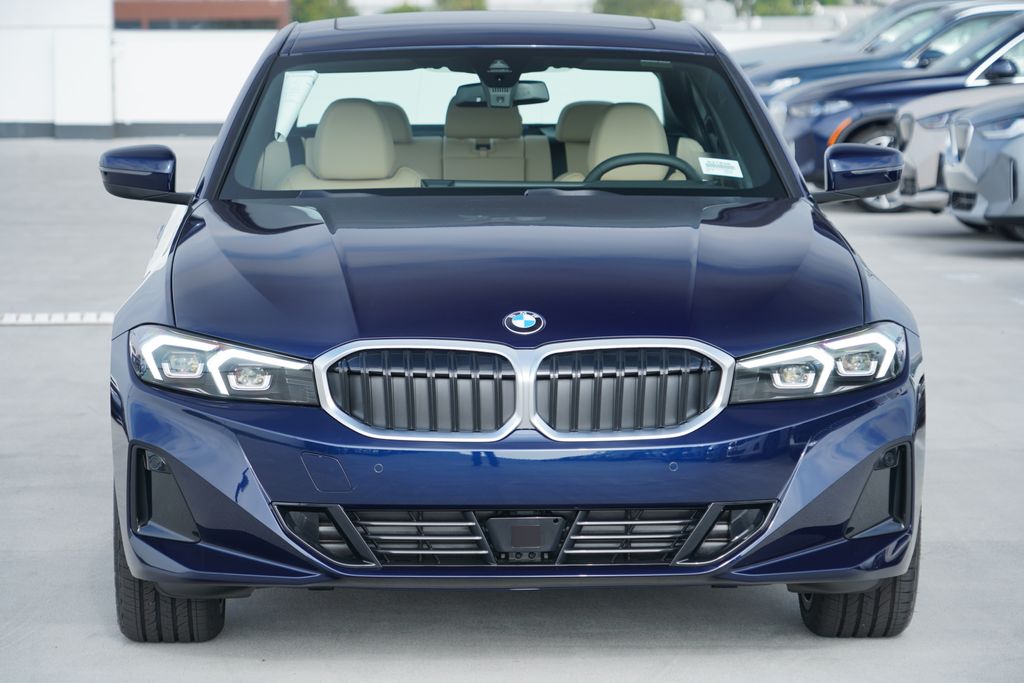 Thumbnail: 2026 BMW 3 Series - 2