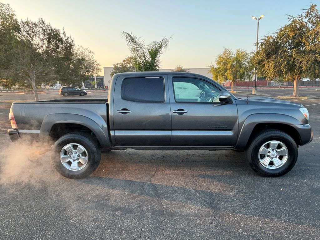 Thumbnail: 2014 Toyota Tacoma - 4