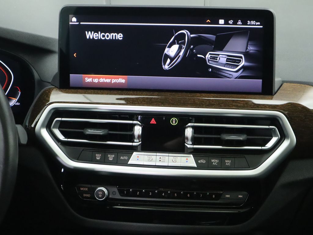 Thumbnail: 2022 BMW X4 - 14