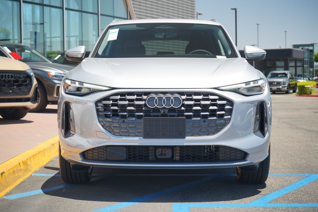 Thumbnail: 2025 Audi Q5 - 5