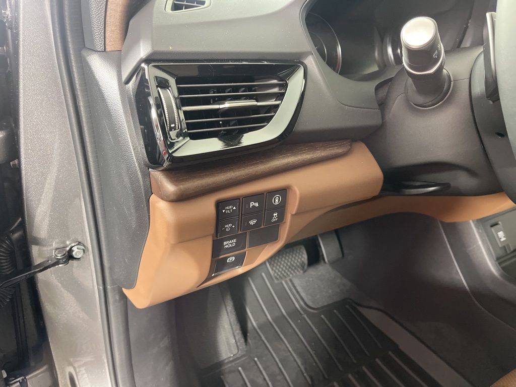 Thumbnail: 2026 Acura RDX - 25