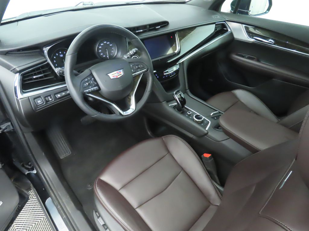 Thumbnail: 2020 Cadillac XT6 - 9