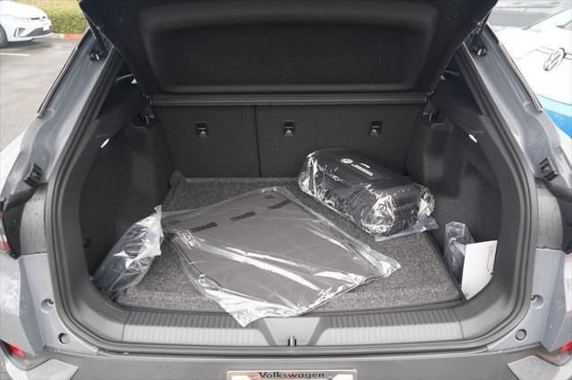 Thumbnail: 2026 Volkswagen ID.4 - 11