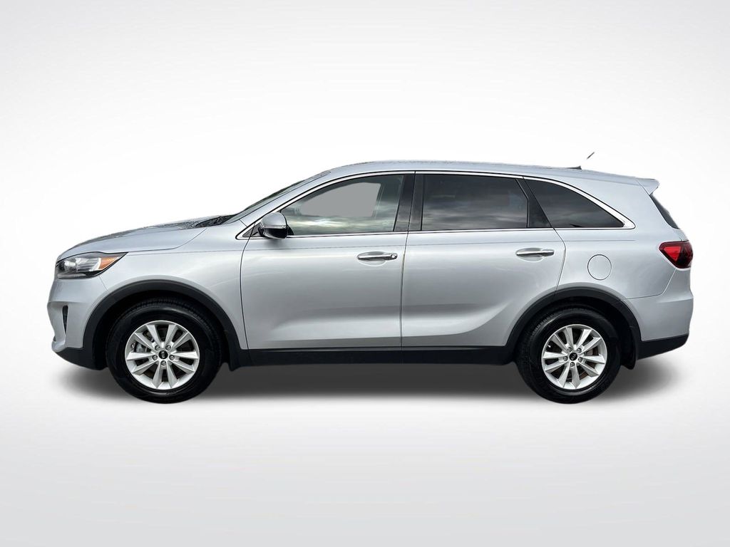 2019 Kia Sorento LX 8