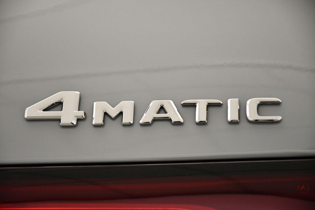 Thumbnail: 2026 Mercedes-Benz GLC - 10