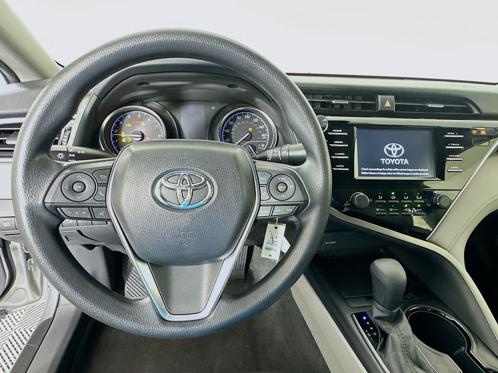 Thumbnail: 2018 Toyota Camry - 11