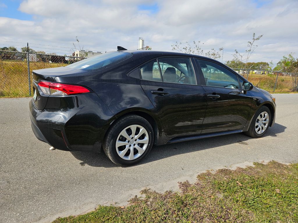 2021 Toyota Corolla LE 5