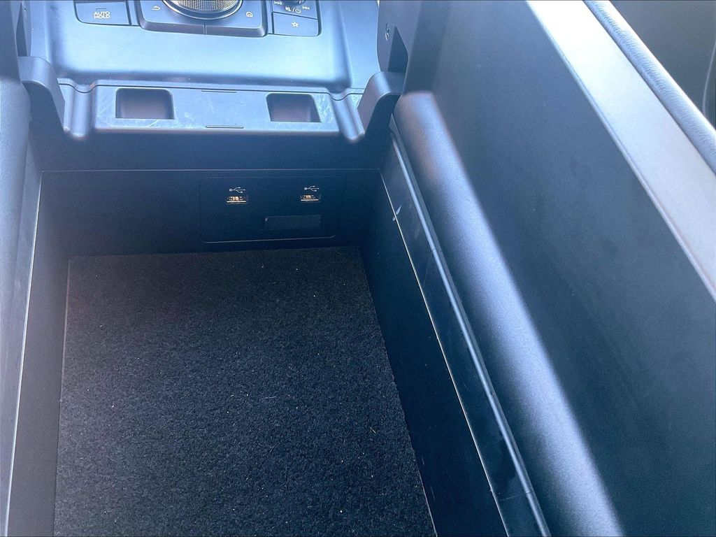 2025 Mazda CX-90 — photo 12