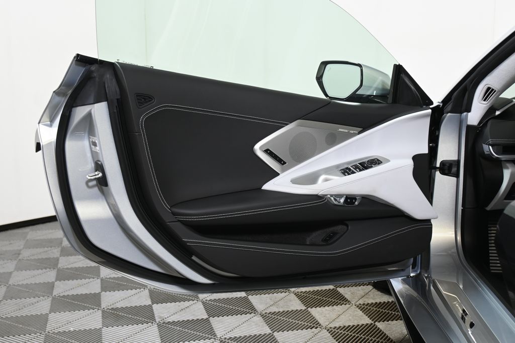 Thumbnail: 2021 Chevrolet Corvette - 32