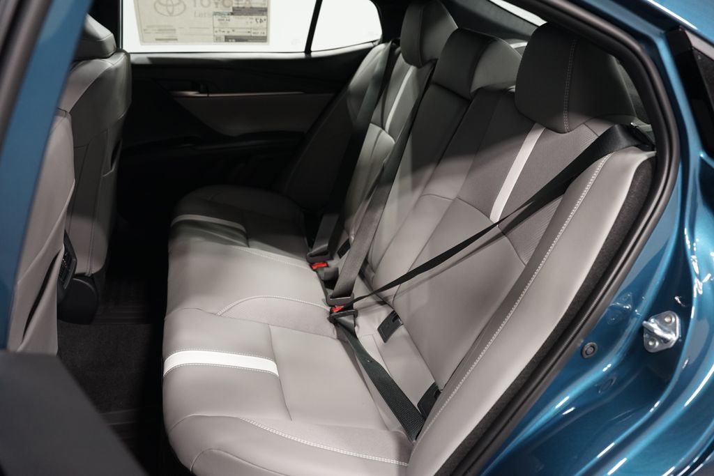 Thumbnail: 2025 Toyota Camry - 30