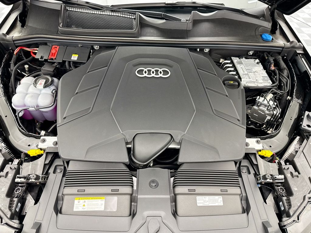 Thumbnail: 2026 Audi Q7 - 28