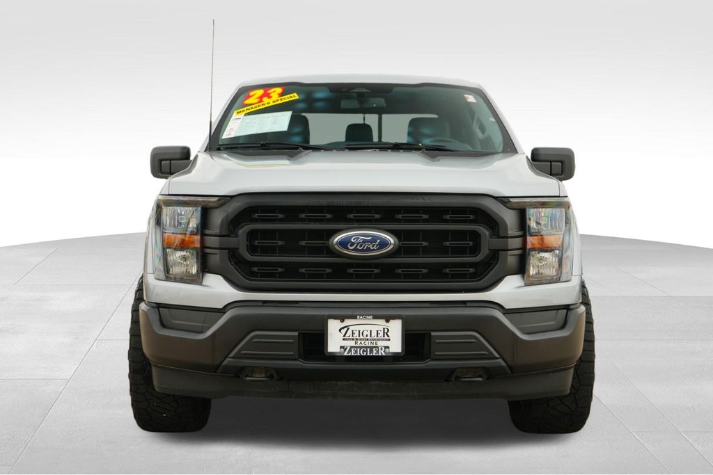 View vehicle photo 2