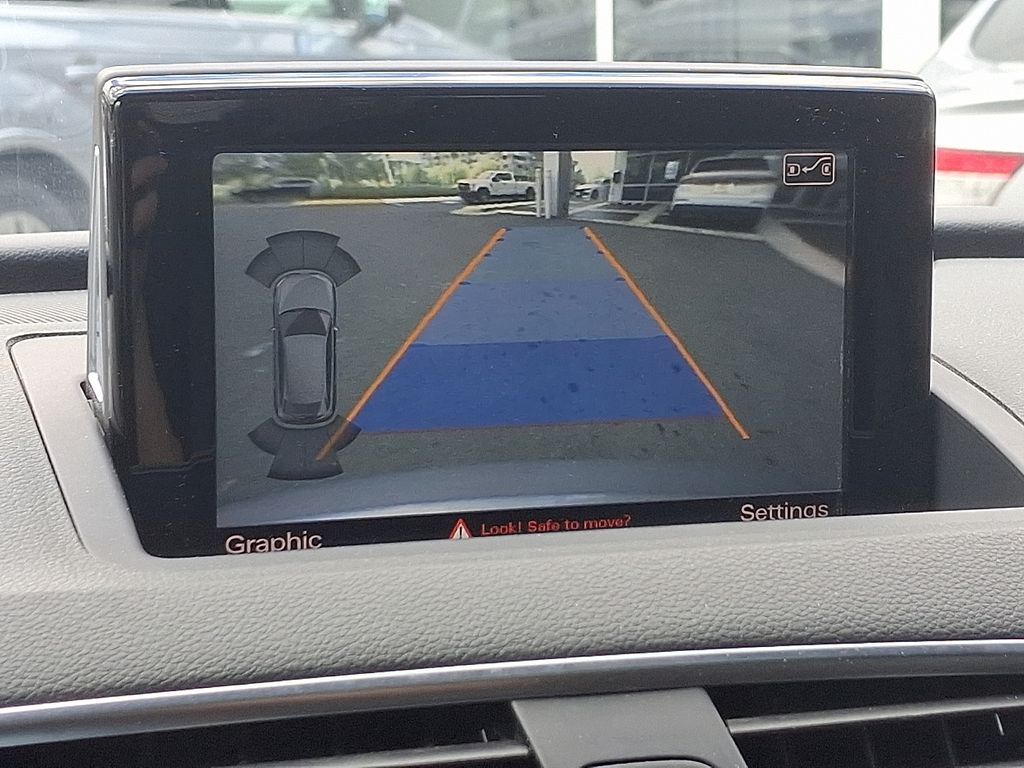 2016 Audi Q3 Prestige 18