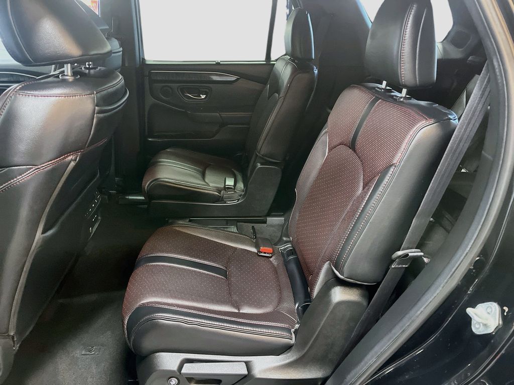 Used 2025 Black Metallic Honda Black Edition image 26