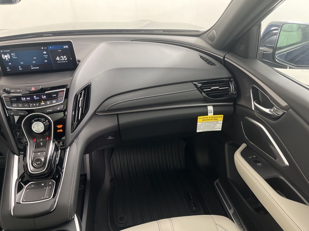 Thumbnail: 2025 Acura RDX - 14