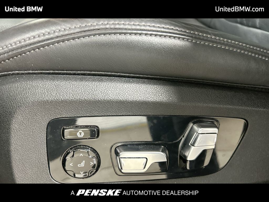 Thumbnail: 2023 BMW X5 - 12