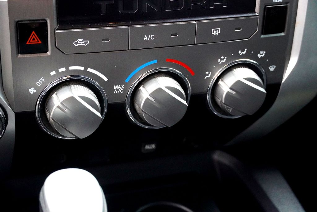 Used Car 2019 Toyota Tundra  Sr5 For Sale Under $35,000 In Taylor, Texas