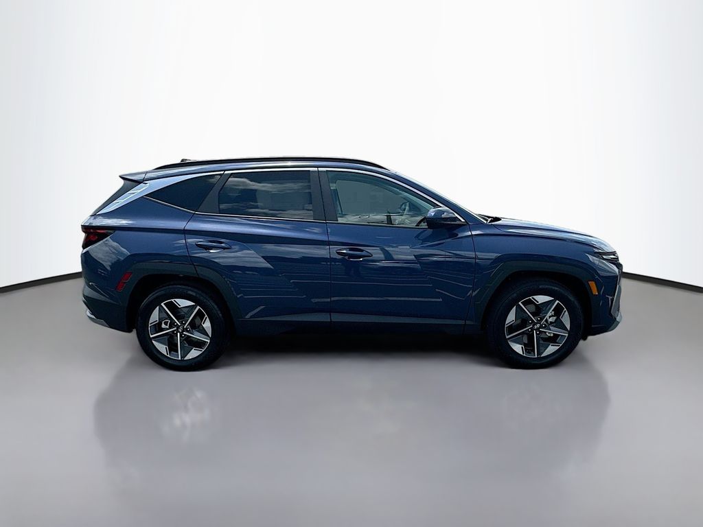 Thumbnail: 2025 Hyundai Tucson - 4