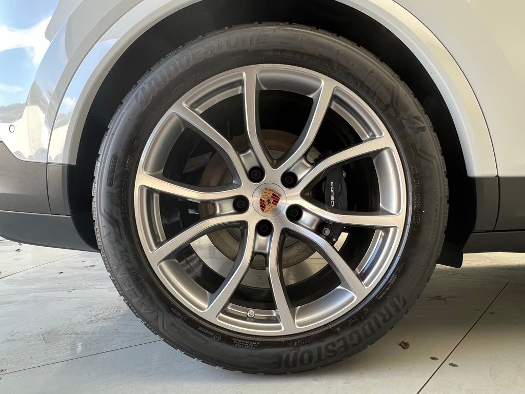 Thumbnail: 2026 Porsche  - 27