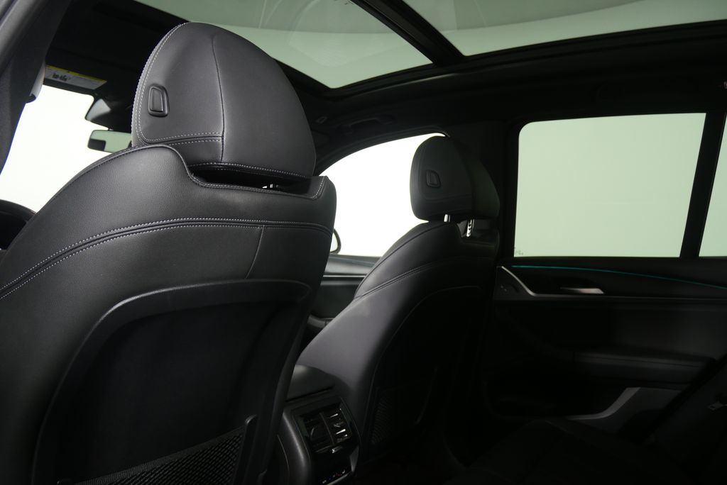 Thumbnail: 2023 BMW X3 - 15