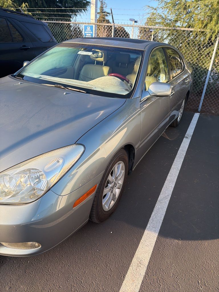 Thumbnail: 2004 Lexus ES - 2
