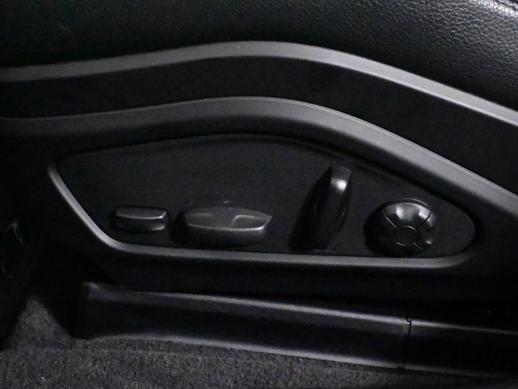 2022 Porsche Panamera Platinum 32