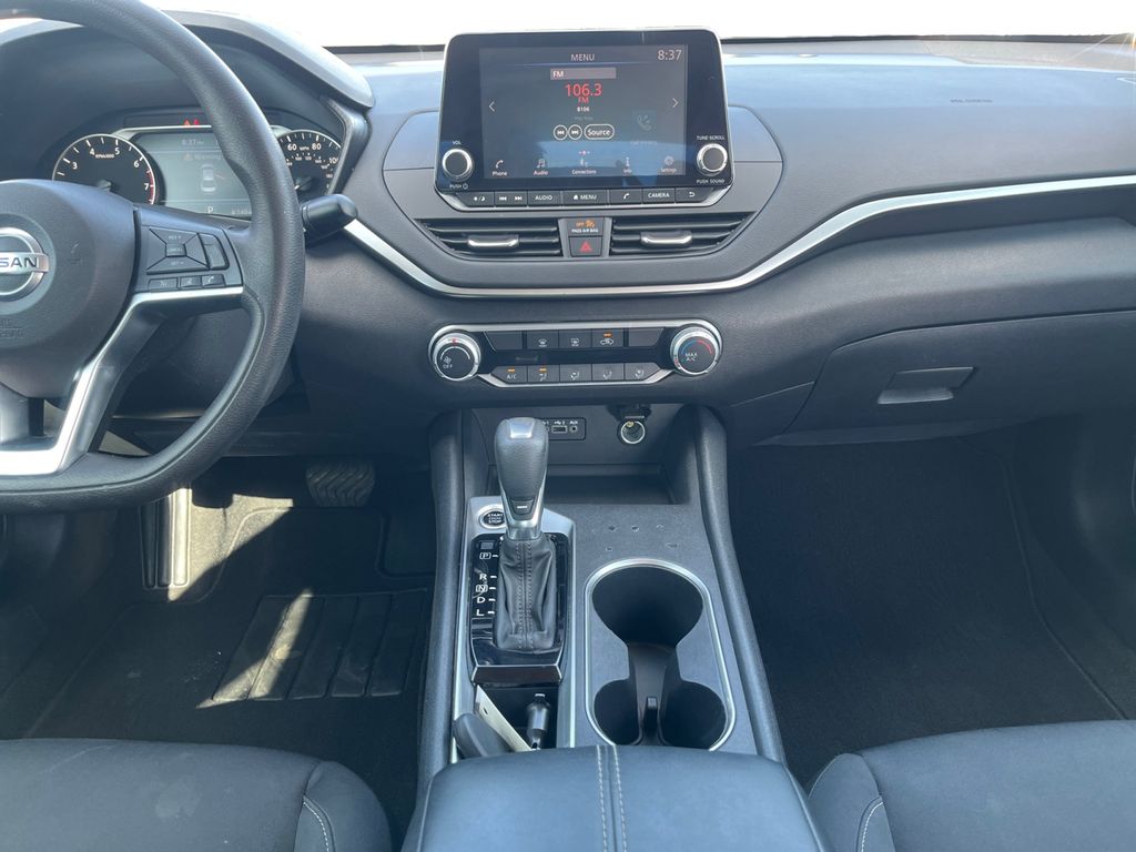 Used Car 2022 Nissan Altima  2.5 Sv For Sale Under $20,000 In Taylor, Texas